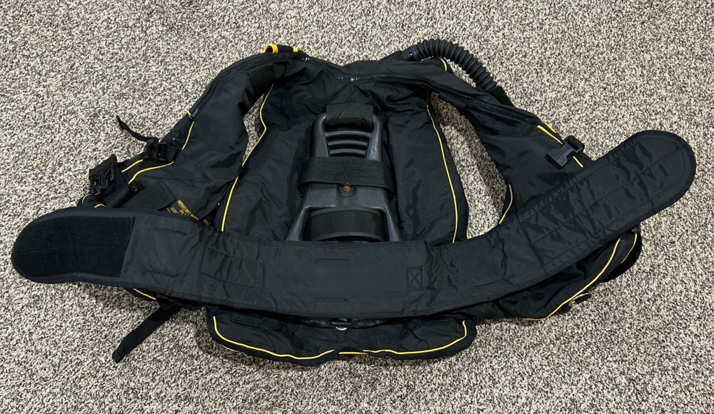 Techni Pro Scuba Diving Yellow Vest Size LARGE