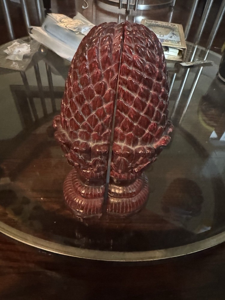 Artichoke Book Ends/decor