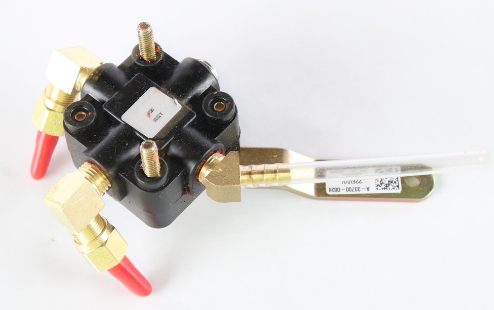New VS-33704-3 Hendrickson Height Control Valve