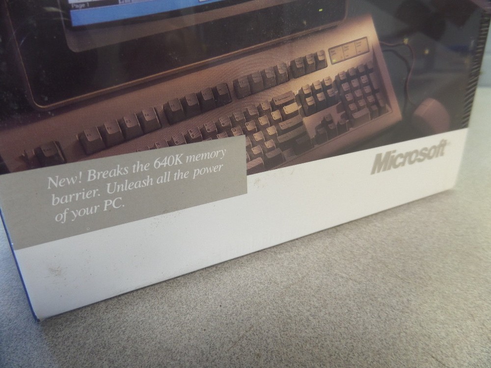 NOS Microsoft Windows 1.20MB Disk Version Graphical Environment 3.0 050-030V300