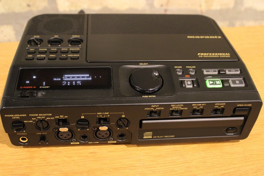 Marantz CDR300 Professional CD Recorder W/,remote ,,serviced. Fully Functional
