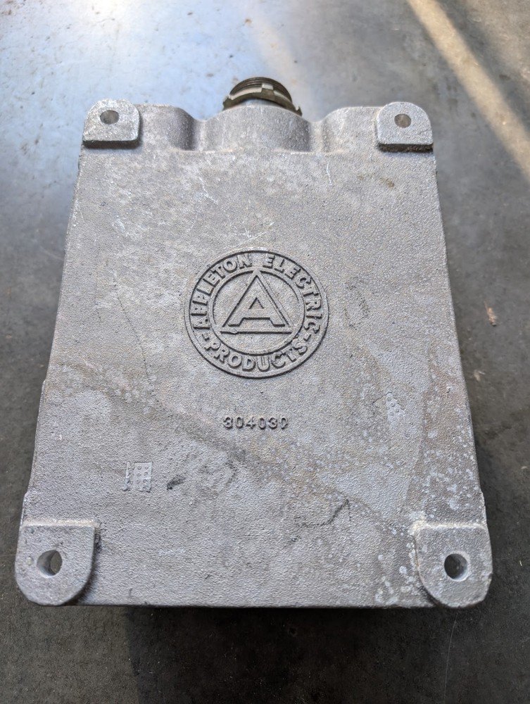 Emerson Appleton 304030 Receptacle base