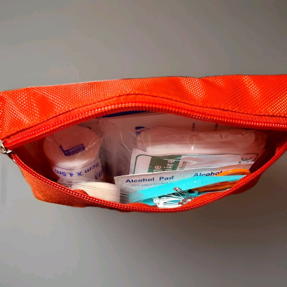 🏥 Mini First Aid Kit 59 Pieces Small First Aid Kit Includes Scissors/Tweezers