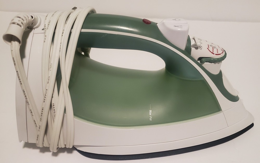 Sunbeam Steam Master Iron Model 4211 - WORKS