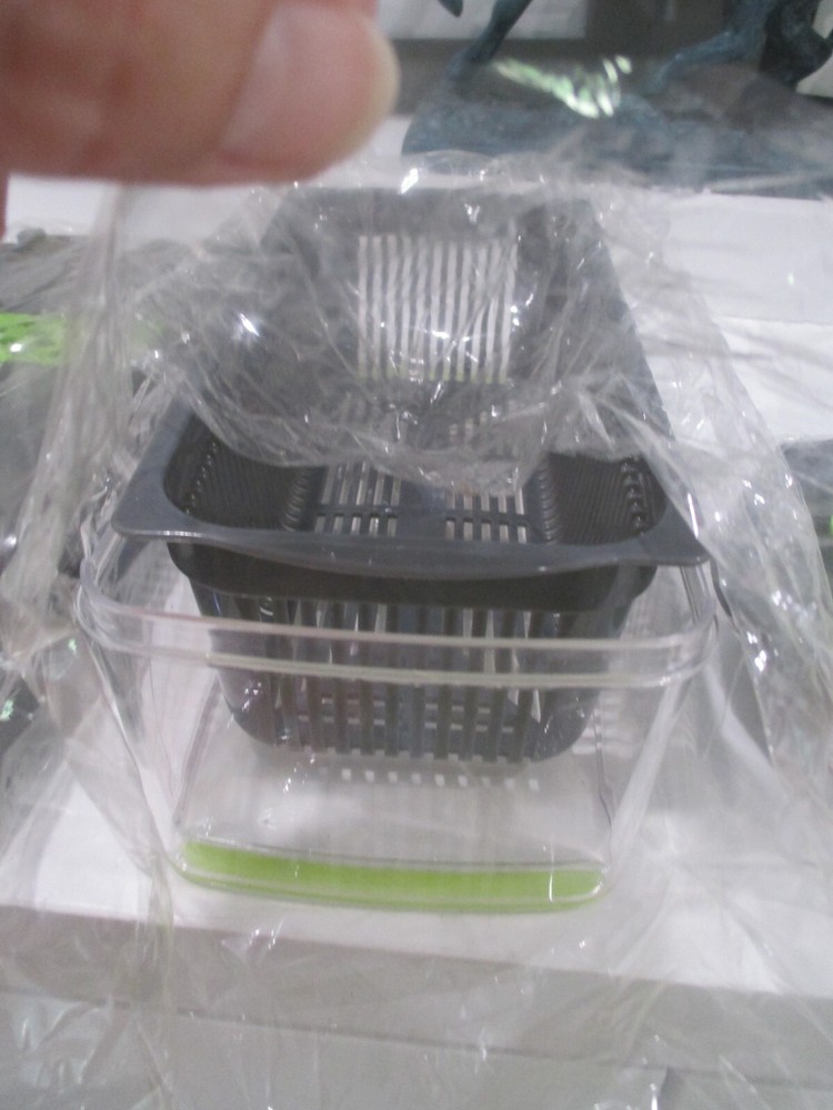 8 Piece Multi-Functional Grater, Slicer Mandolin Style