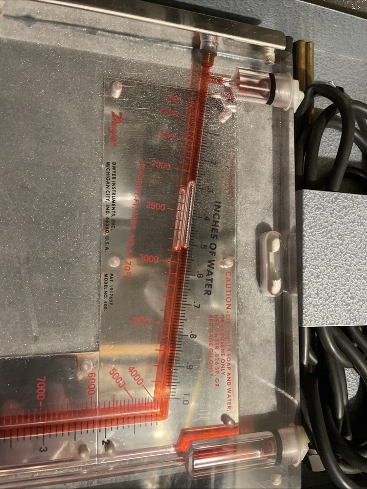 Dwyer Manometer