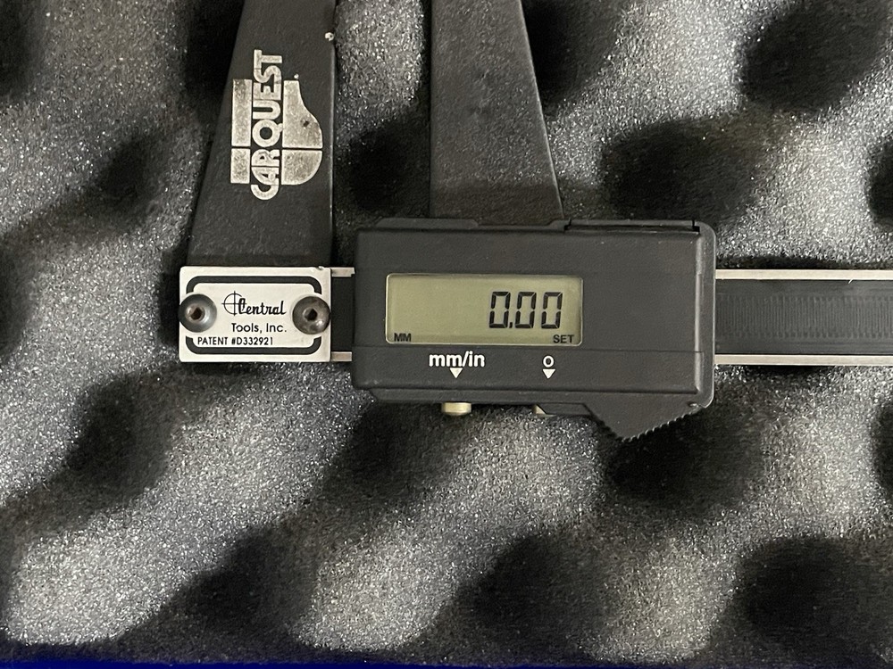 Central Tools, Inc. Digital Caliper 0-1.291in Range 0.01mm Resolution Blue Case