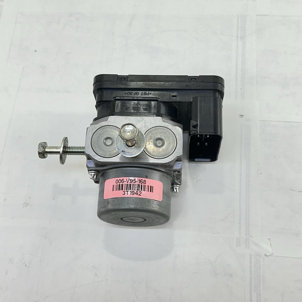 2017 - 2019 HONDA CBR 1000RR SP ABS PUMP BRAKE SYSTEM MODULE UNIT STOCK
