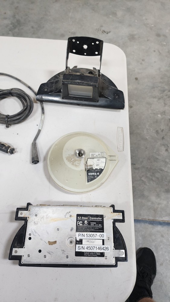 Trimble AG Leader EZ-GUIDE Plus + EZ Steer controller