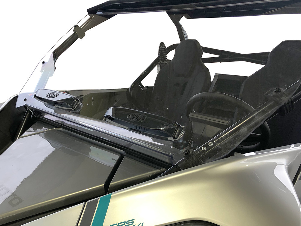 FULL VENTED WINDSHIELD CLR CF MOTO