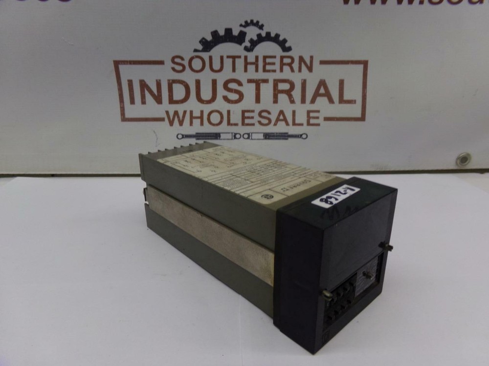 Square D PDH-1AA 120V Timer Relay