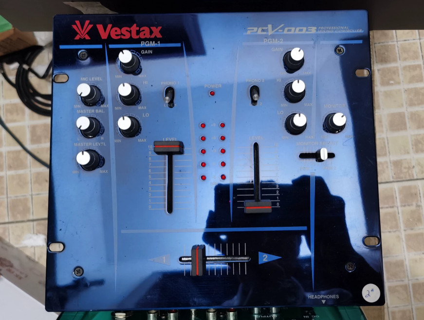 1pcs Vestax PCV-003 Mixing Console