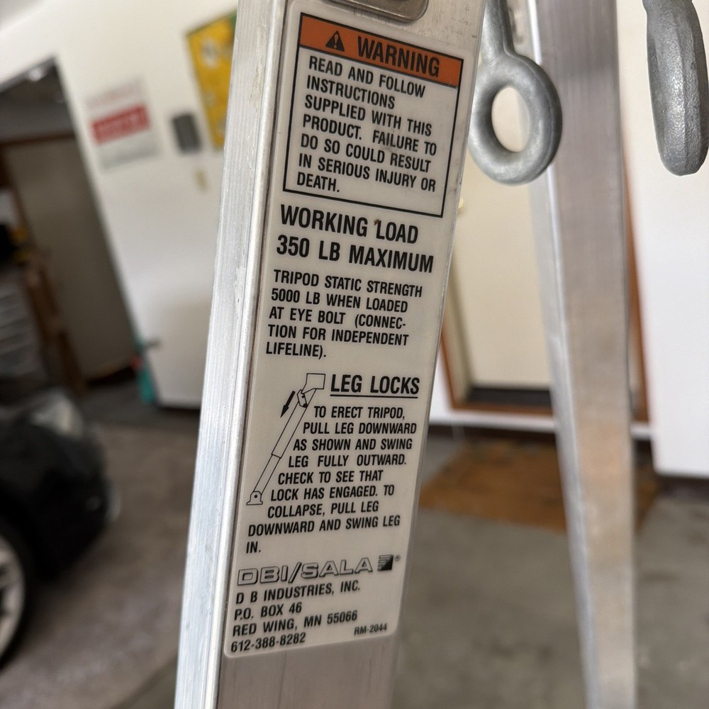 DBI SALA Resumatic Emergency Rescue Tripod System Winch Descent Controller