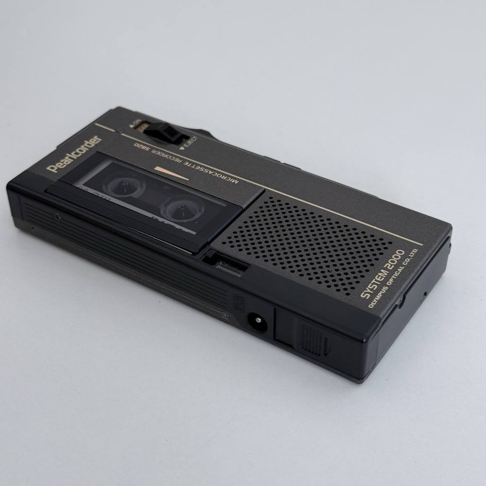 Olympus Pearlcorder Microcassette Recorder S820 System 2000 WITH POUCH