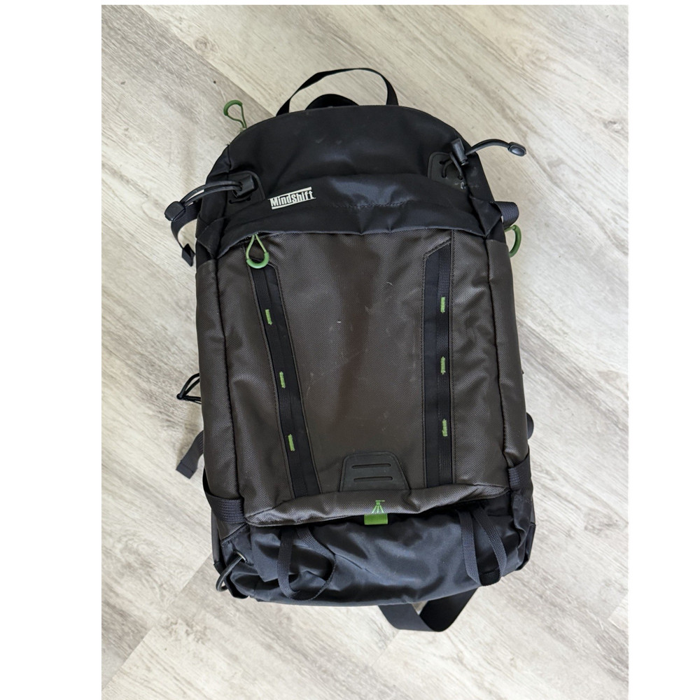 MindShift Backlight 18L Camera Backpack Black Green Gray Padded Strap Belt Loop