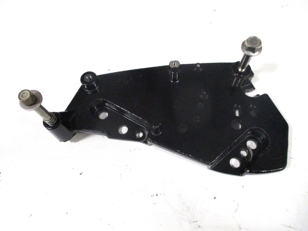 807962A10 Mercruiser Alpha/Bravo Shift Cable Bracket