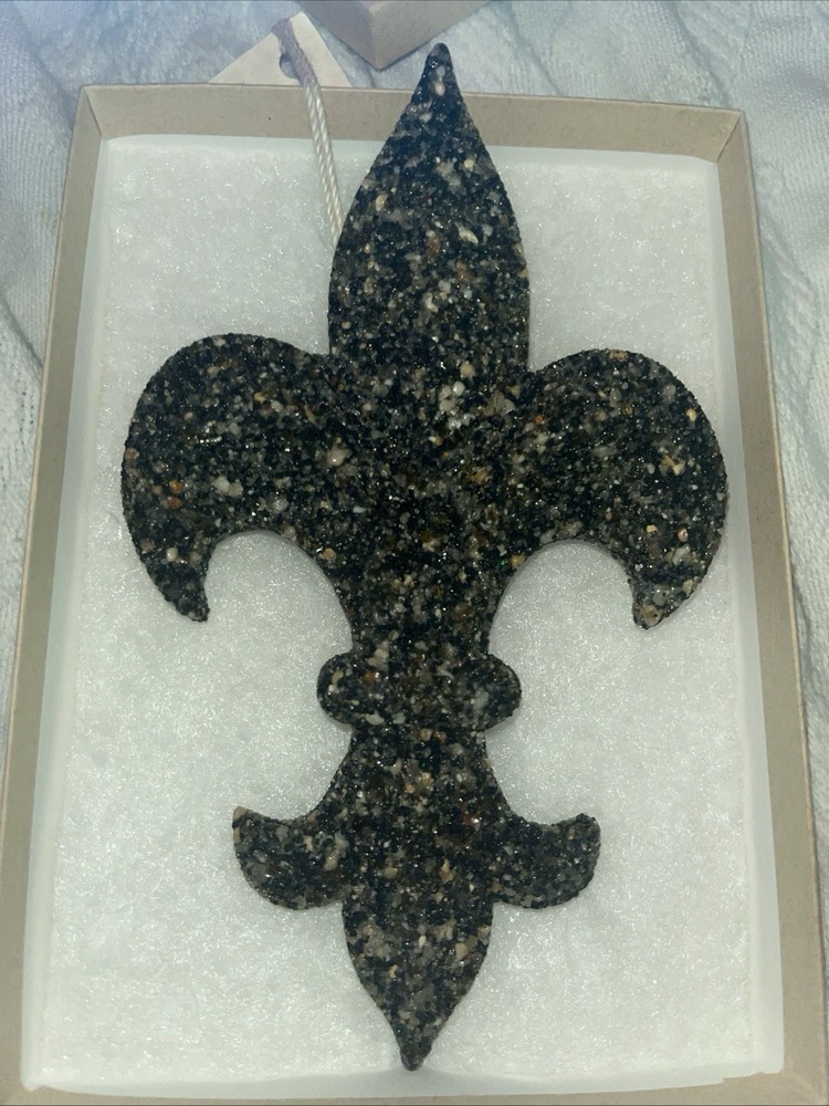 Fleur de Lis Black Wall Art