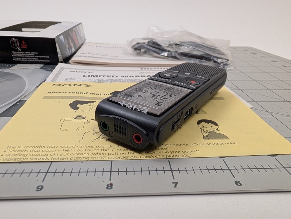 Digital Voice Recorder ICD-PX820