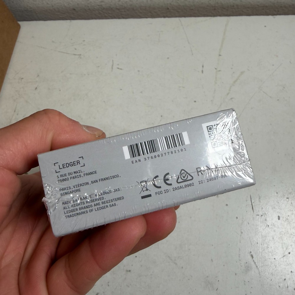 Ledger Nano S Plus USB-C Cryptocurrency Hardware Wallet - Sealed