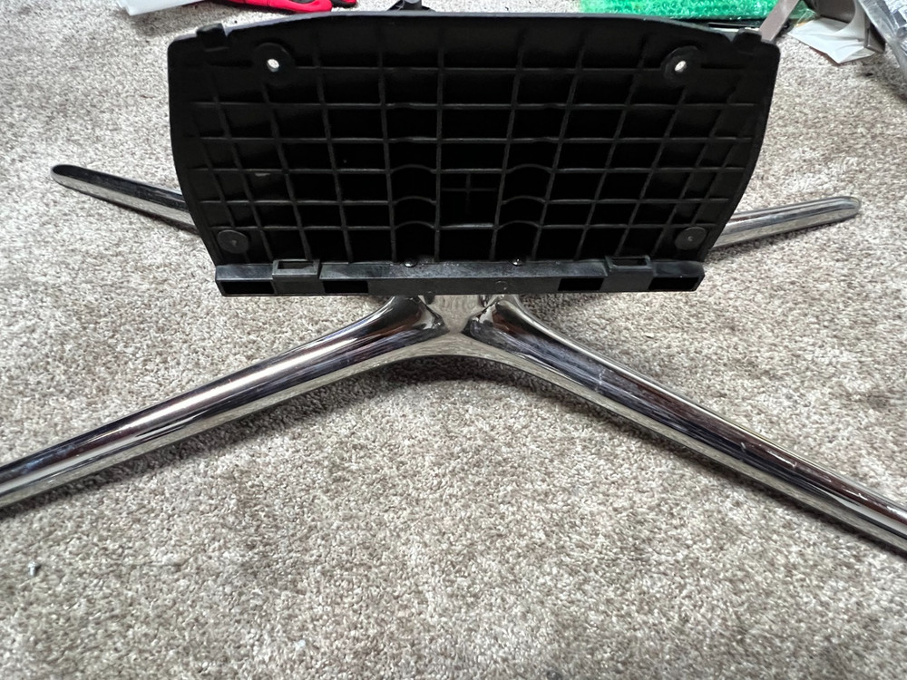 SAMSUNG UN55D8000 COMPLETE STAND WITH SCREWS PLEASE READ