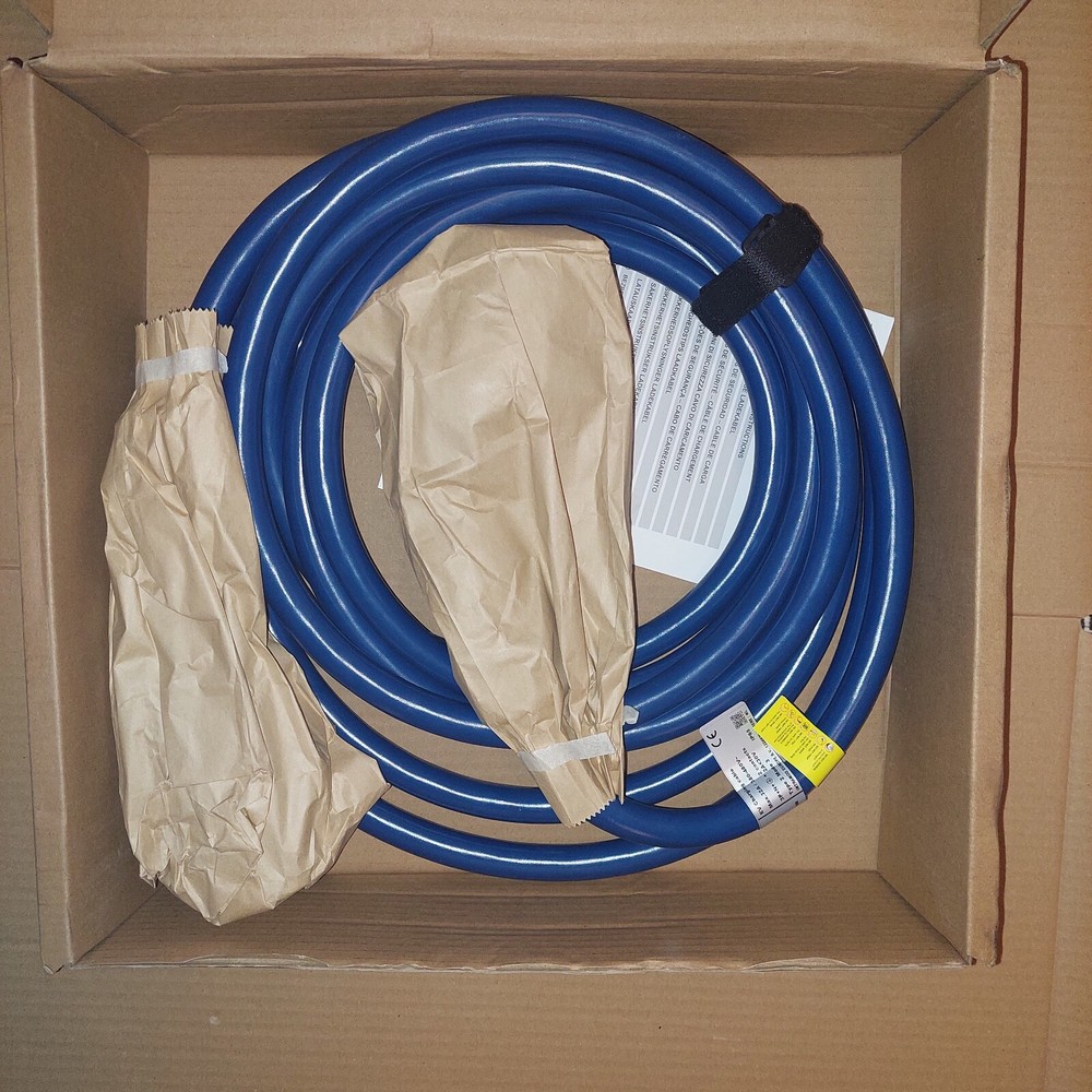 Original Ford Mustang Mach-E GT Charging Cable 32A, 6m, 3 phase, Type 2-Type 2