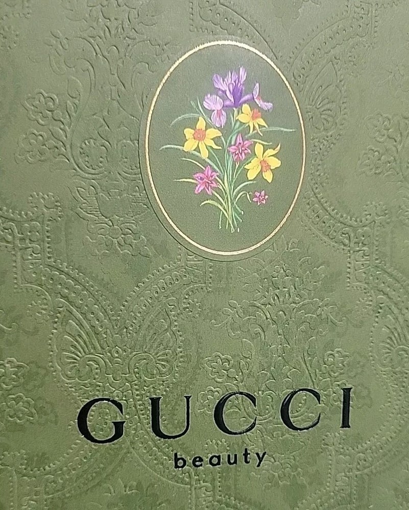 👀》🔥AUTHENTIC Gucci Logo Imprinted Green Gucci Bloom Empty Storage Gift Box 🆕️