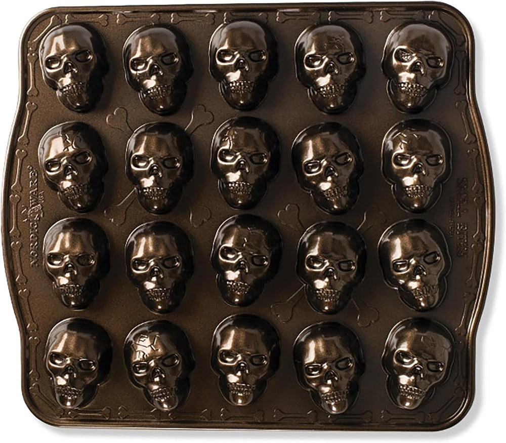 Skull Bite Cakelet, 2.5 Cups, Bronze