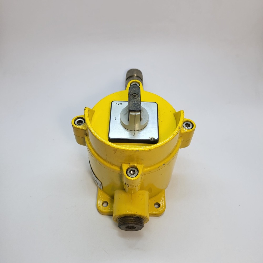 DTS 77330 Ozoir SRC 215 Selector Switch Socket