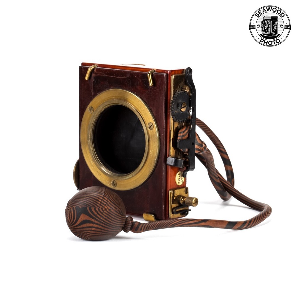 Antique Roller Blind Shutter with Bulb Release AS-IS