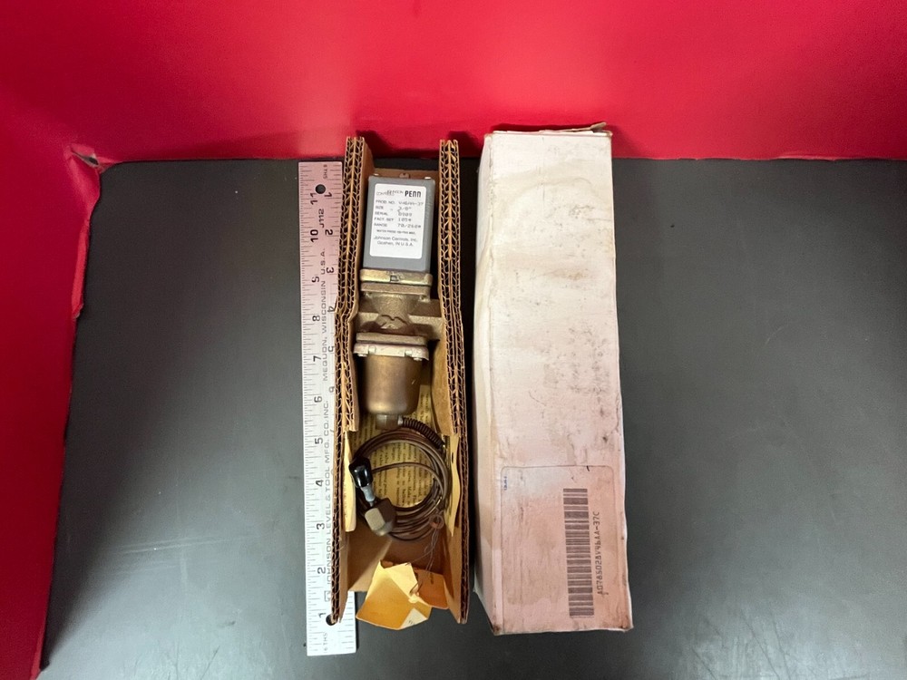 JOHNSON CONTROLS V46AA-37C- 3/8" WATER REGULATING VALVE