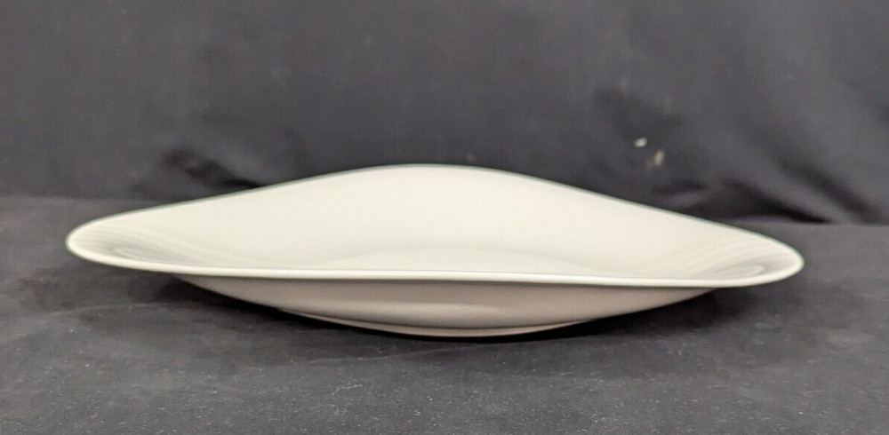 VILLEROY & BOCH DUNE LINES 15+" PLATTER