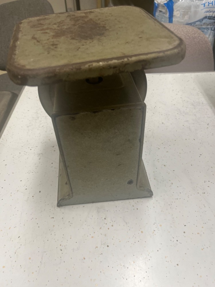 vintage Hanson Model kitchen scale