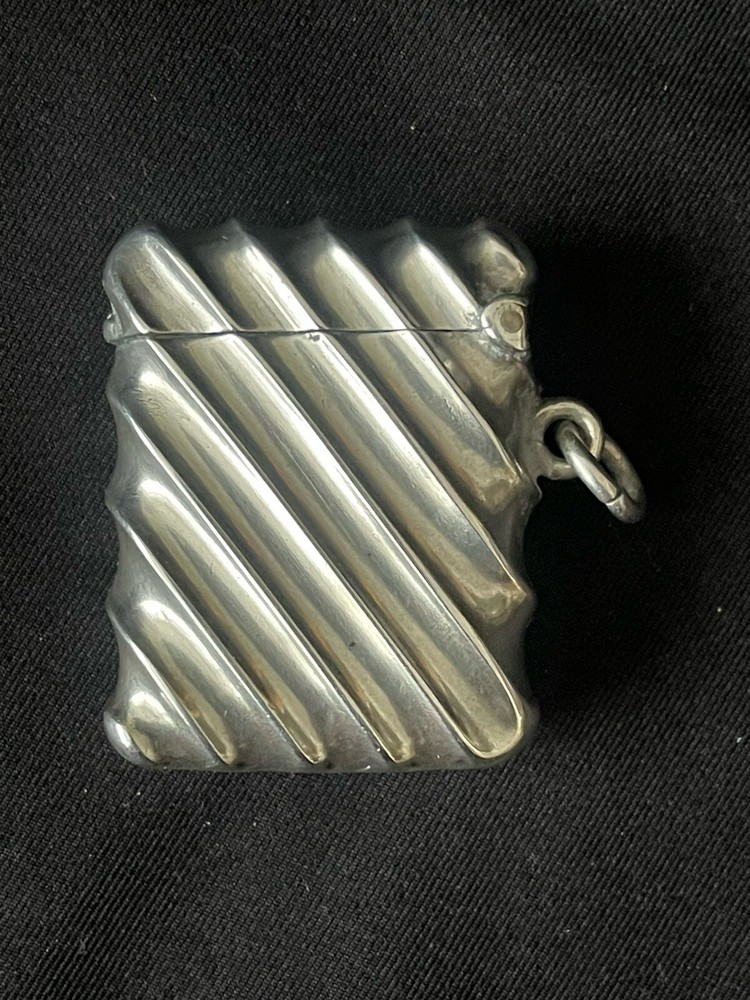 Victorian Solid Silver Vesta Case, Birmingham 1900, By Joseph Chester.