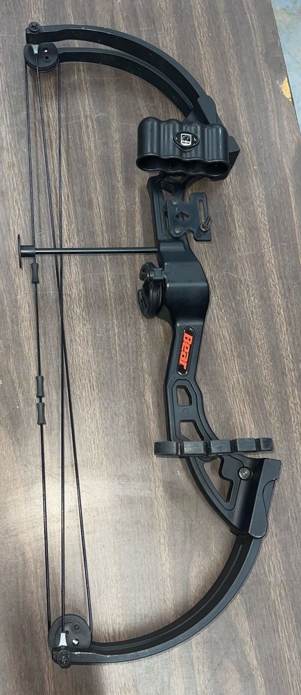 Bear Archery Youth Brave 3 Compound Bow Set