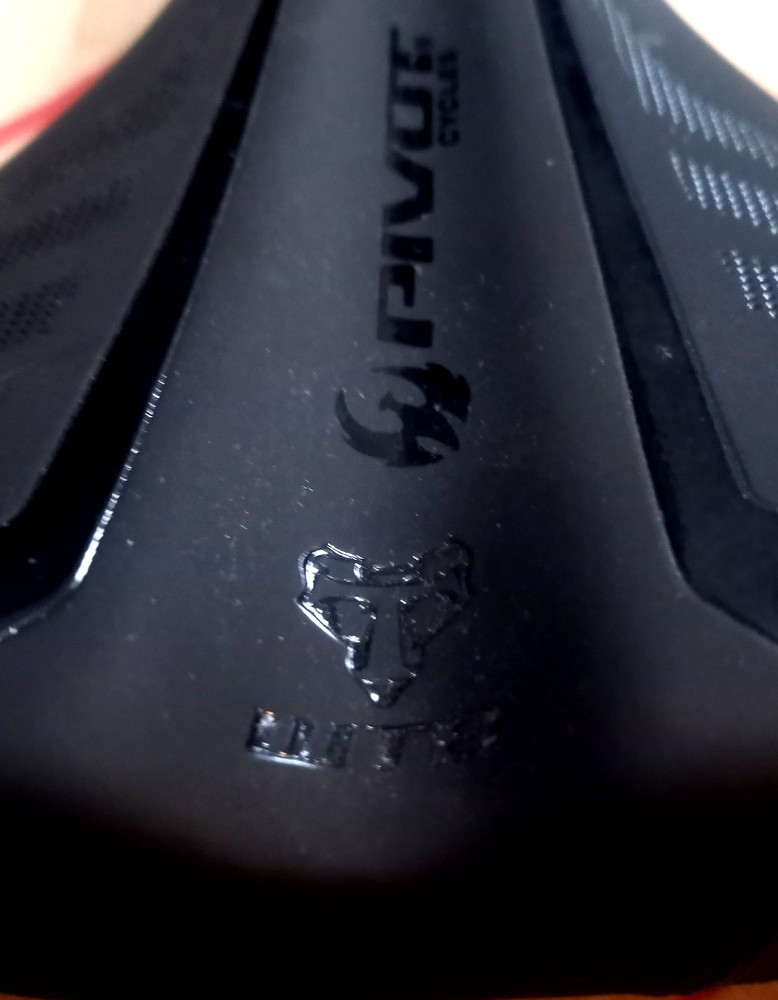 New Pivot x WTB Volt Cromoly Saddle - Takeoff, Never Ridden, Medium (142mm)