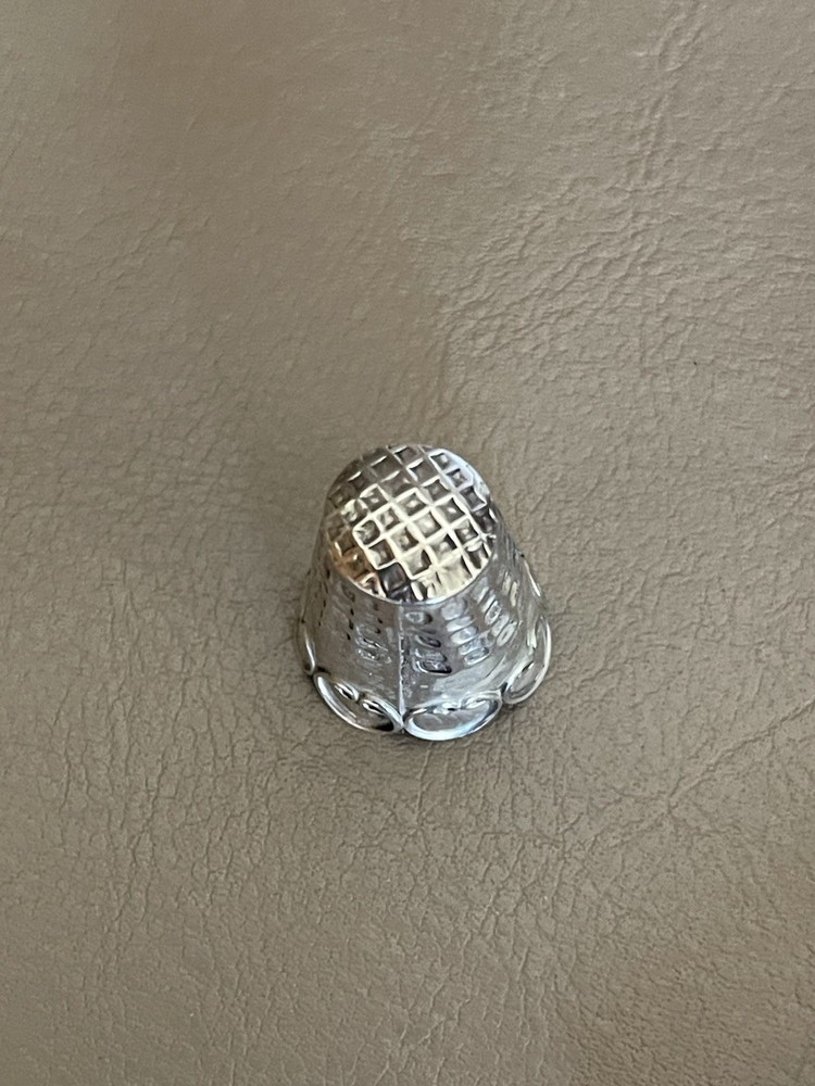 Vintage Sterling Silver Thimble (W21)