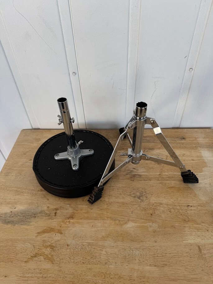 mini Round Seat Throne