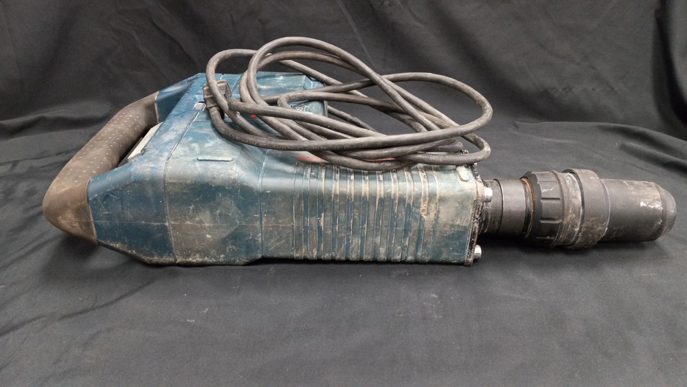 Bosch 11316evs Variable Speed SDS-Max Demolition Hammer (NO HANDLE)