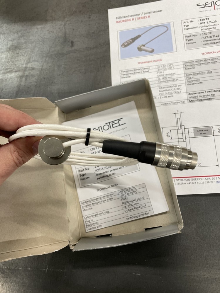 Senotec R2T-3/5L25 Sensor