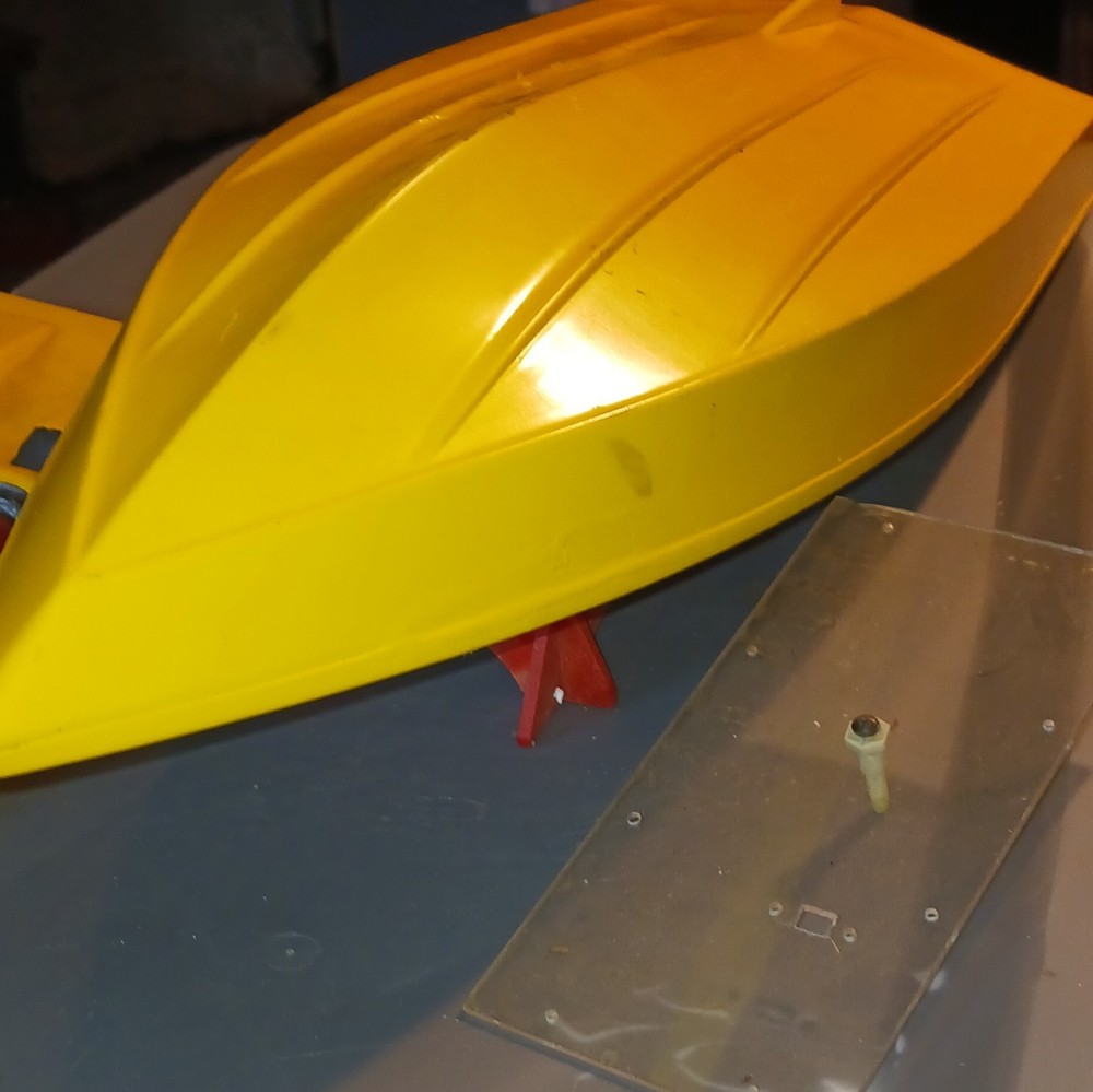 RCBOAT Classic Yellow