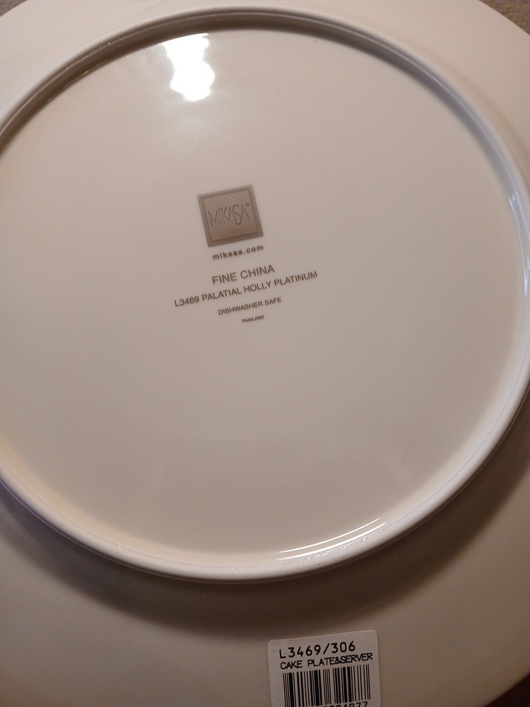 Palatial Holly Platinum Cake Plate & Server by Mikasa