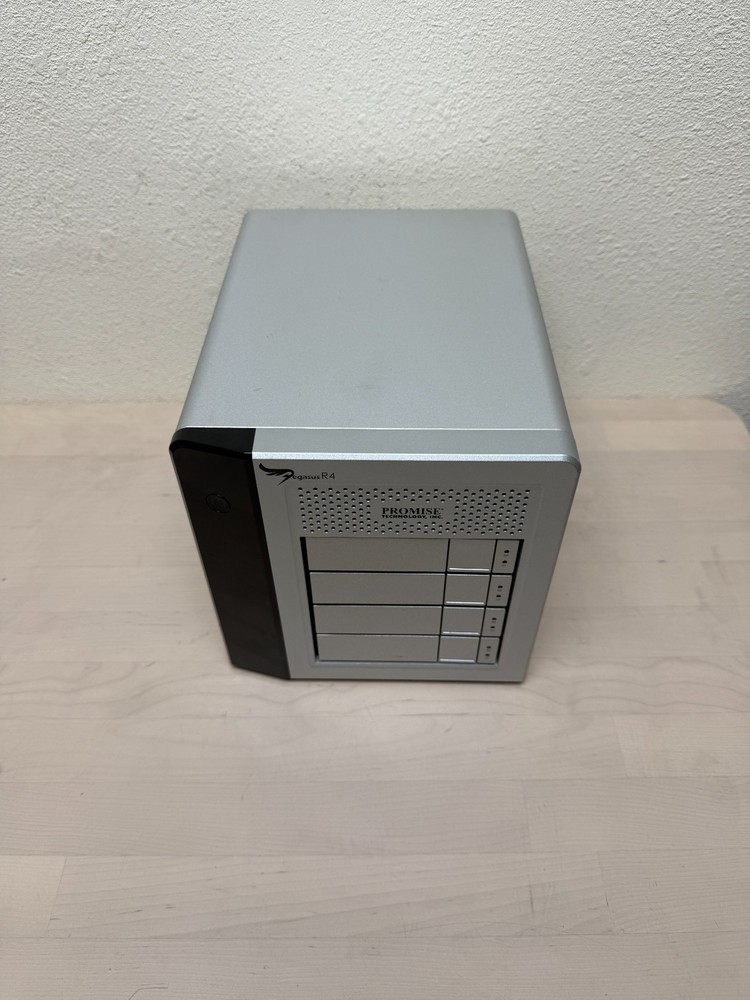 Promise Pegasus R4 6TB Raid Storage with power & TB Cable