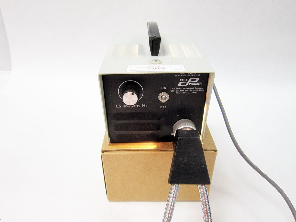 COLE PARMER 9741-50 DUAL ARM LOW NOISE ILLUMINATOR LIGHT SOURCE