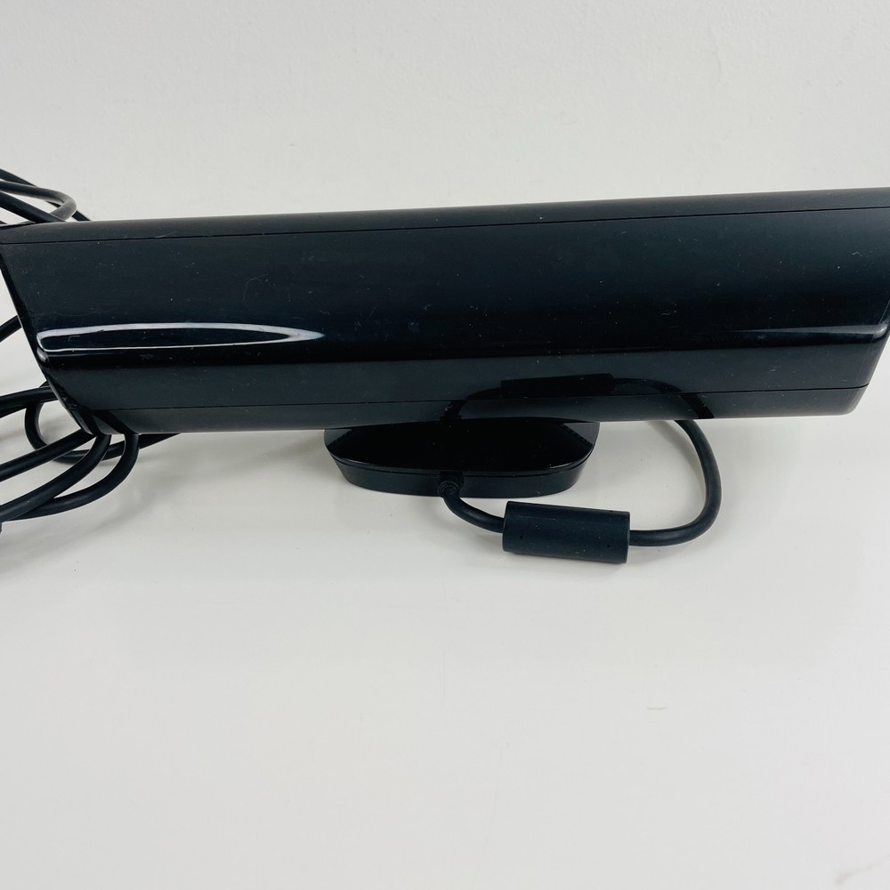 Xbox 230 Kinect Motion Sensor Bar Model 1473 Microsoft 2007 - Read