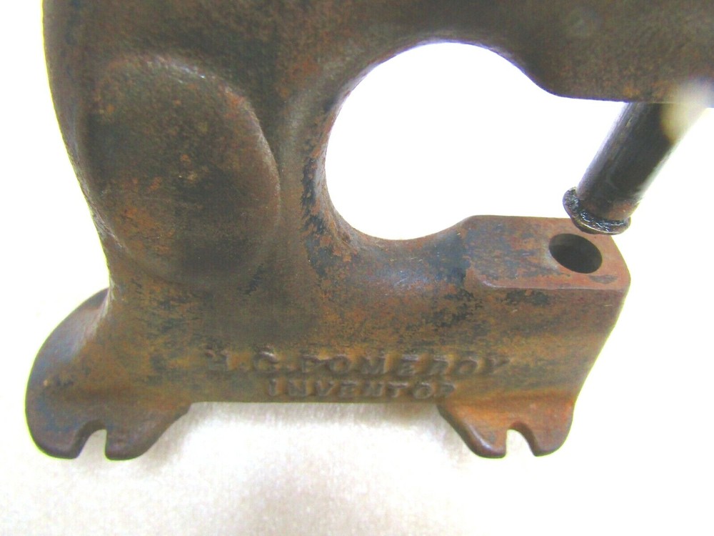 Stud/eyelet setting machine by GEM