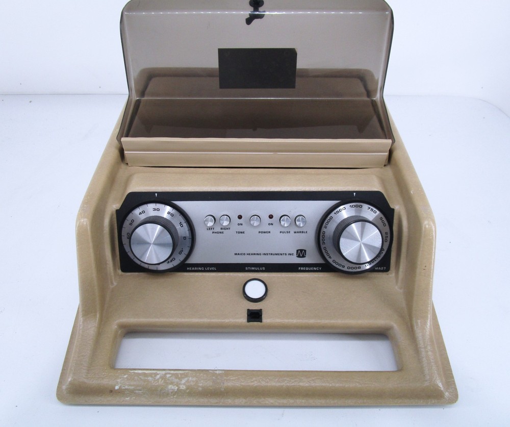 Maico Audiometer Hearing Tester MA27
