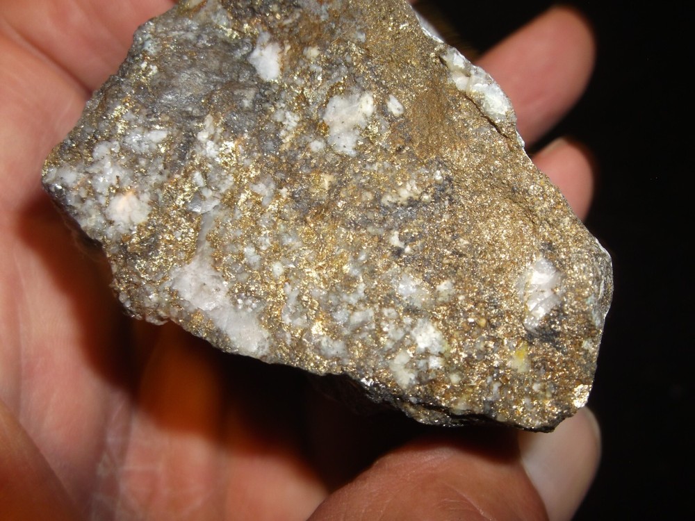Gold, silver, copper, 259 grams samples ,ore high grade .