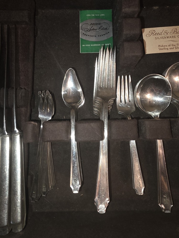 “1847 Rogers Bros Silverplate Flatware (85 pcs) + Reed & Barton Pacific Cloth