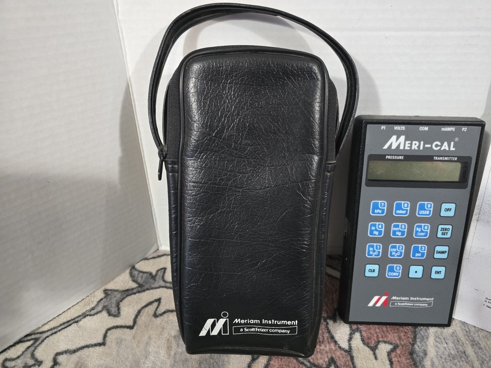 Meri-Cal LP2000I Digital Manometer/Calibrator With Case