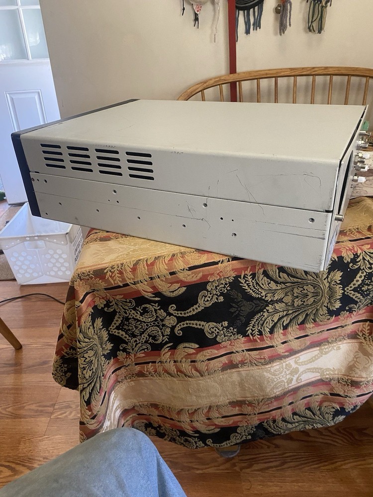 Teledyne Instrument API Dynamic Dilution Calibrator Model 700 Powers On See Desc